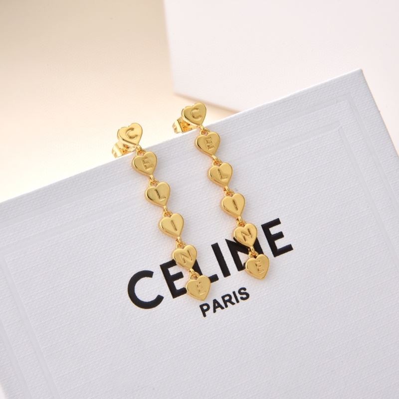 Ce1i*e necklaces